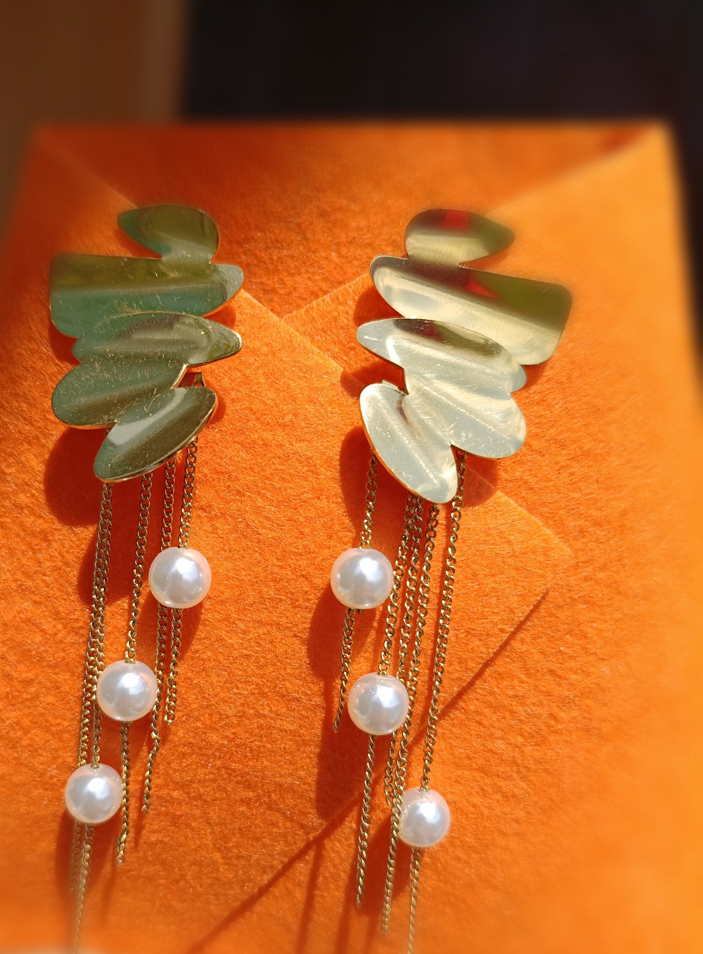 Anti Tarnish_Gold Plated Chunky Leaf Fan Shape Pearl Statement Earrings