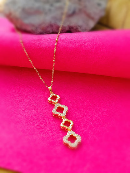 Anti Tarnish_Gold Plated Clover Pendant Necklace Set
