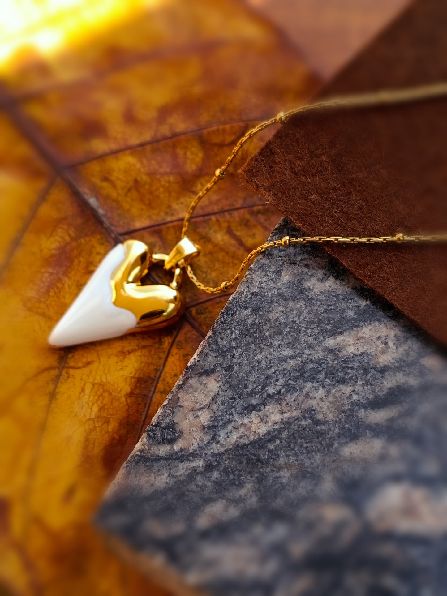 Anti Tarnish_Enamel Heart Gold Pendant Necklace