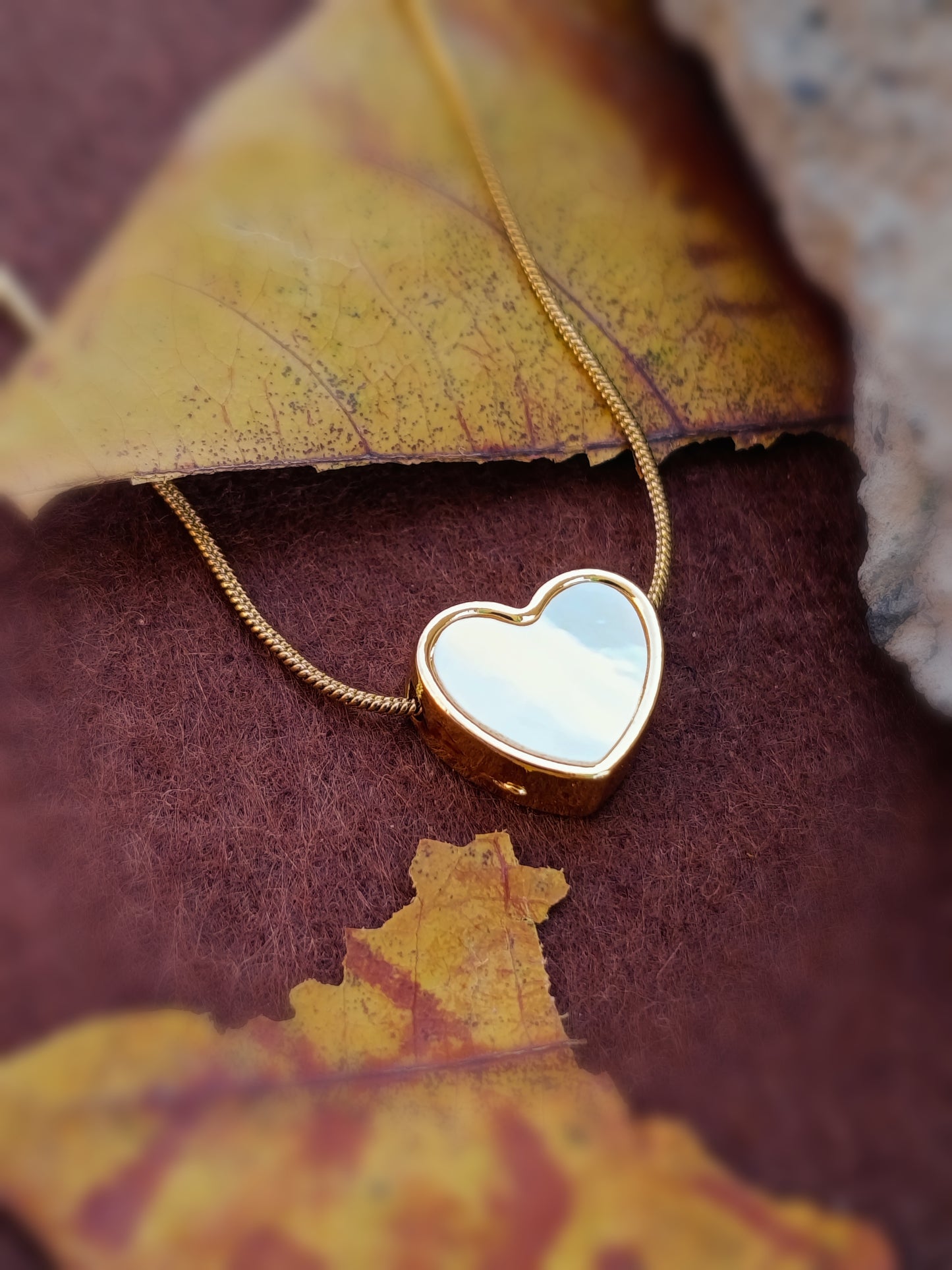 Anti Tarnish_Gold Plated Enamel Heart Necklace