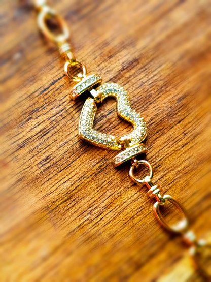 Anti Tarnish_Gold Plated Heart Shape Linked Bracelet