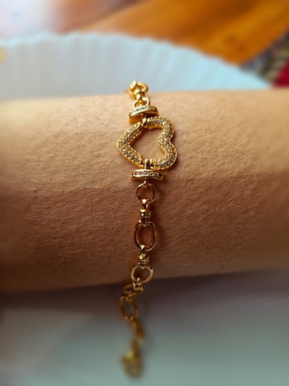 Anti Tarnish_Gold Plated Heart Shape Linked Bracelet
