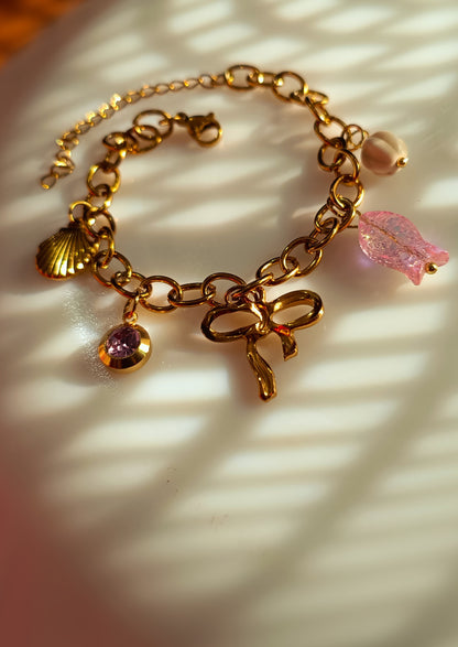 Anti Tarnish_Gold Plated Bow Charm Bracelet