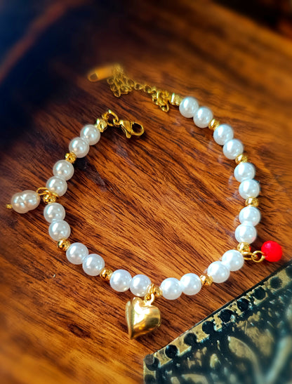 Gold Plated_Freshwater Pearl Heart Charm Bracelet