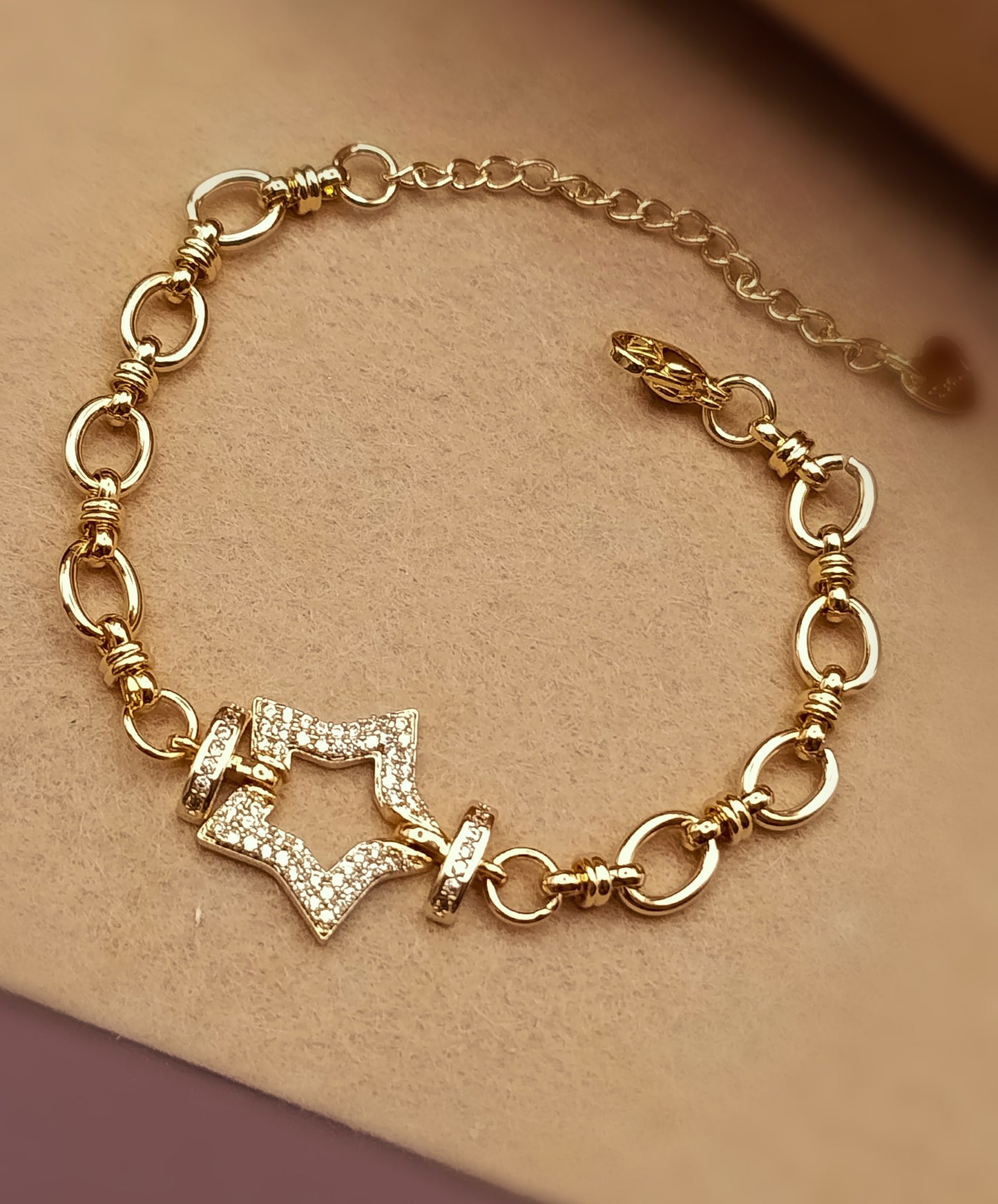 Anti Tarnish_Gold Plated Cubic Zirconia Star Charm Bracelet