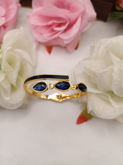 Anti Tarnish_Eminent Blue Stone Cuff Bracelet