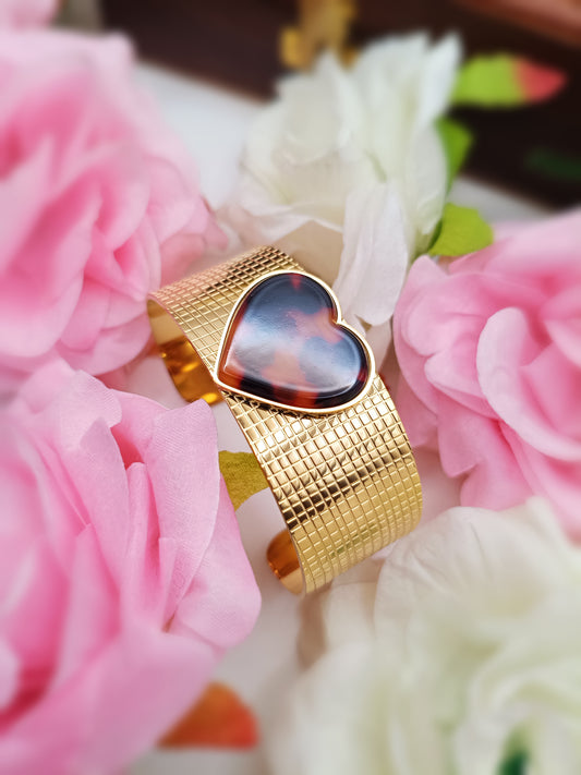 Anti Tarnish_Gold Plated Heart Shape Cuff Bracelet